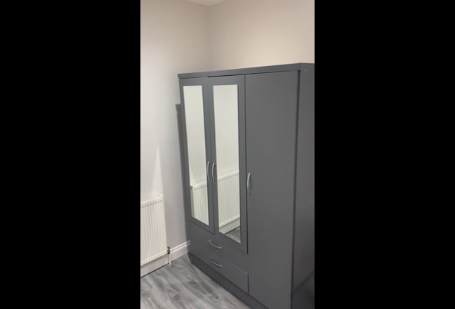 Video 1: Room (Yours)