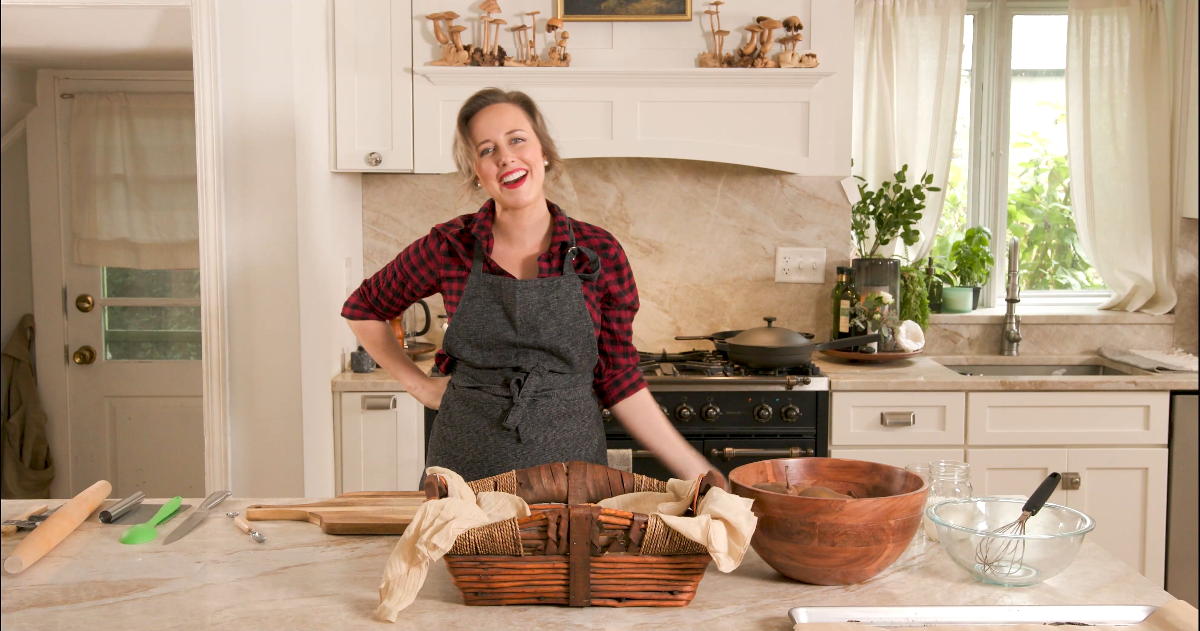 Bake Your Feelings - Eggs Benedict Pear Pie