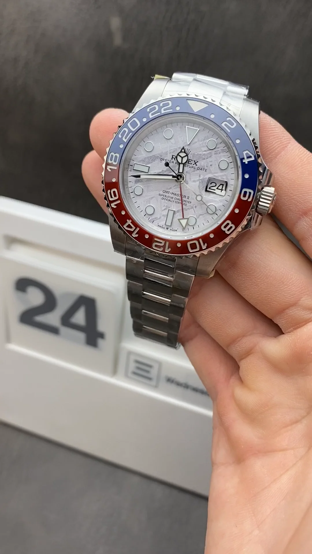 NOOB V12ロレックスGMTマスター Ⅱ(ペプシ)40mm 126719BLRO NOOB V12ロレックスGMTマスター Ⅱ(ペプシ)40mm 126719BLRO