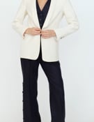 Video: JACKET SMOKING MADELAINE ECRU