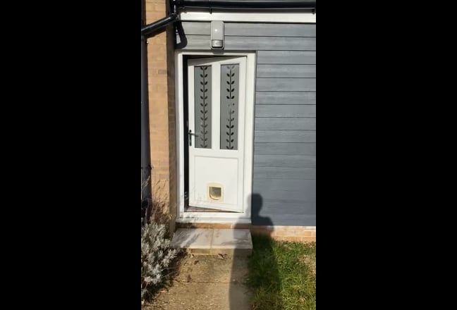 Video 1: Private living room/Kitchen