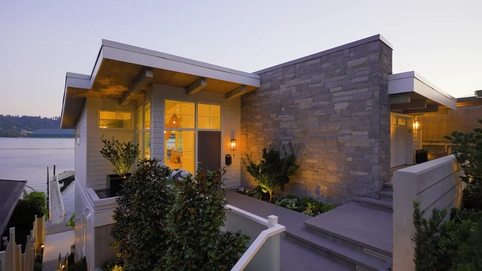 932 Alderside Road, Port Moody, British Columbia Malcolm Hasman on Vimeo