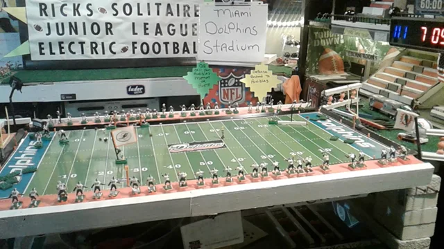 .com: Tudor Games Dallas Cowboys NFL Electric Football Game