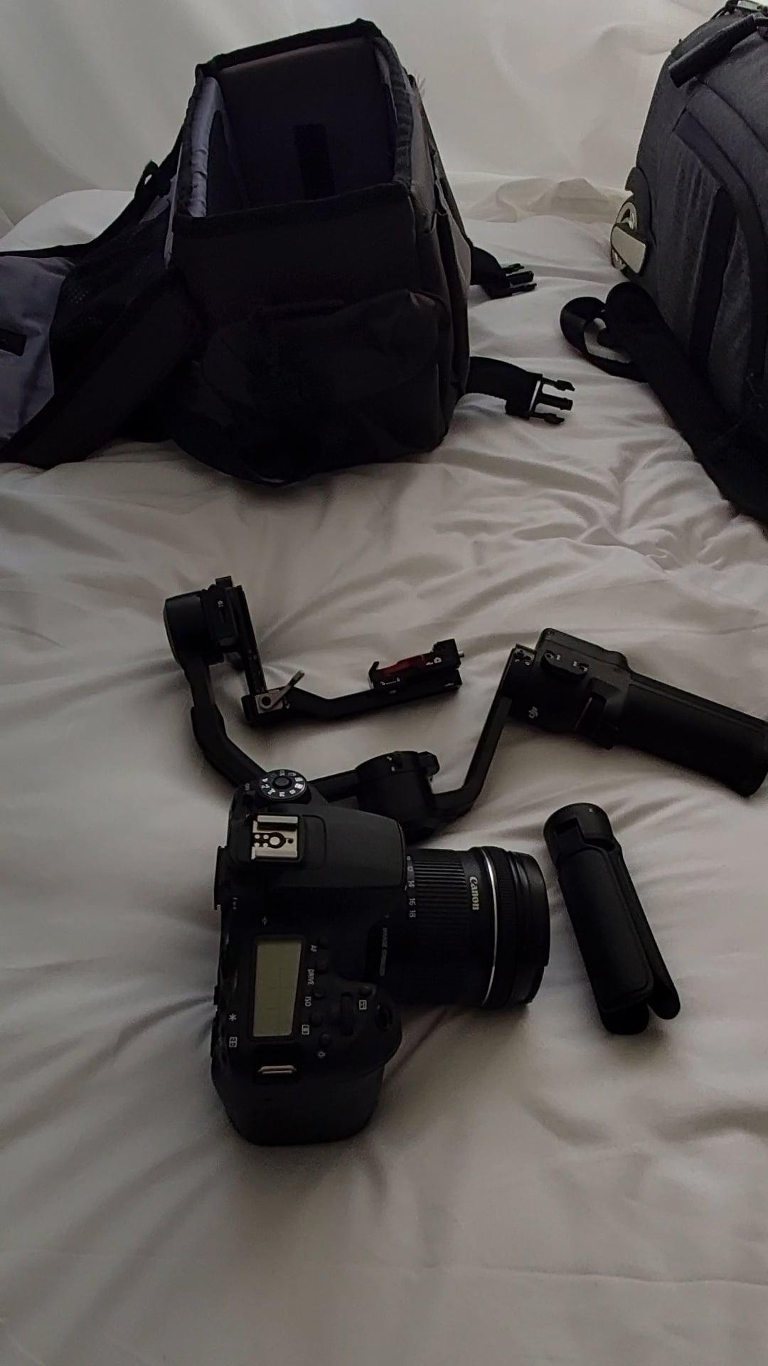 3 camera choice on Vimeo