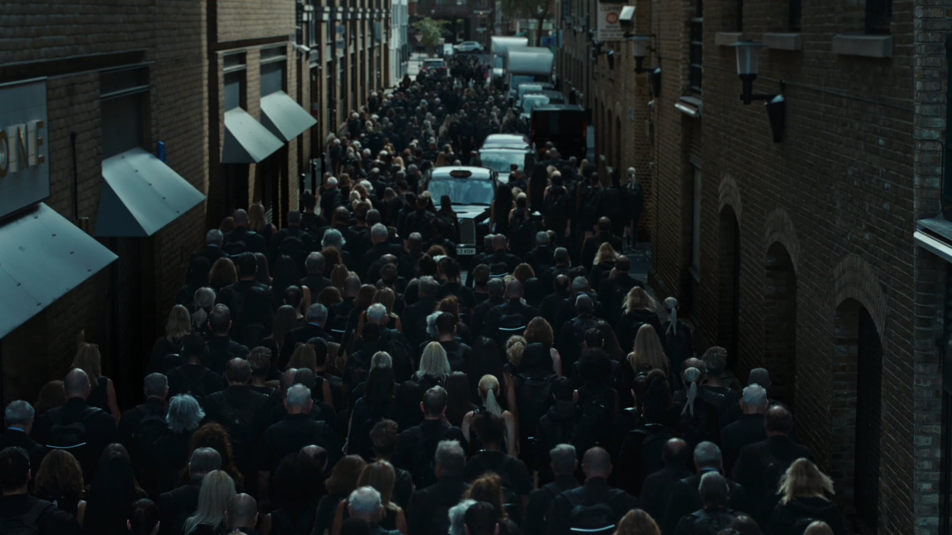 Uppercase | Crowd