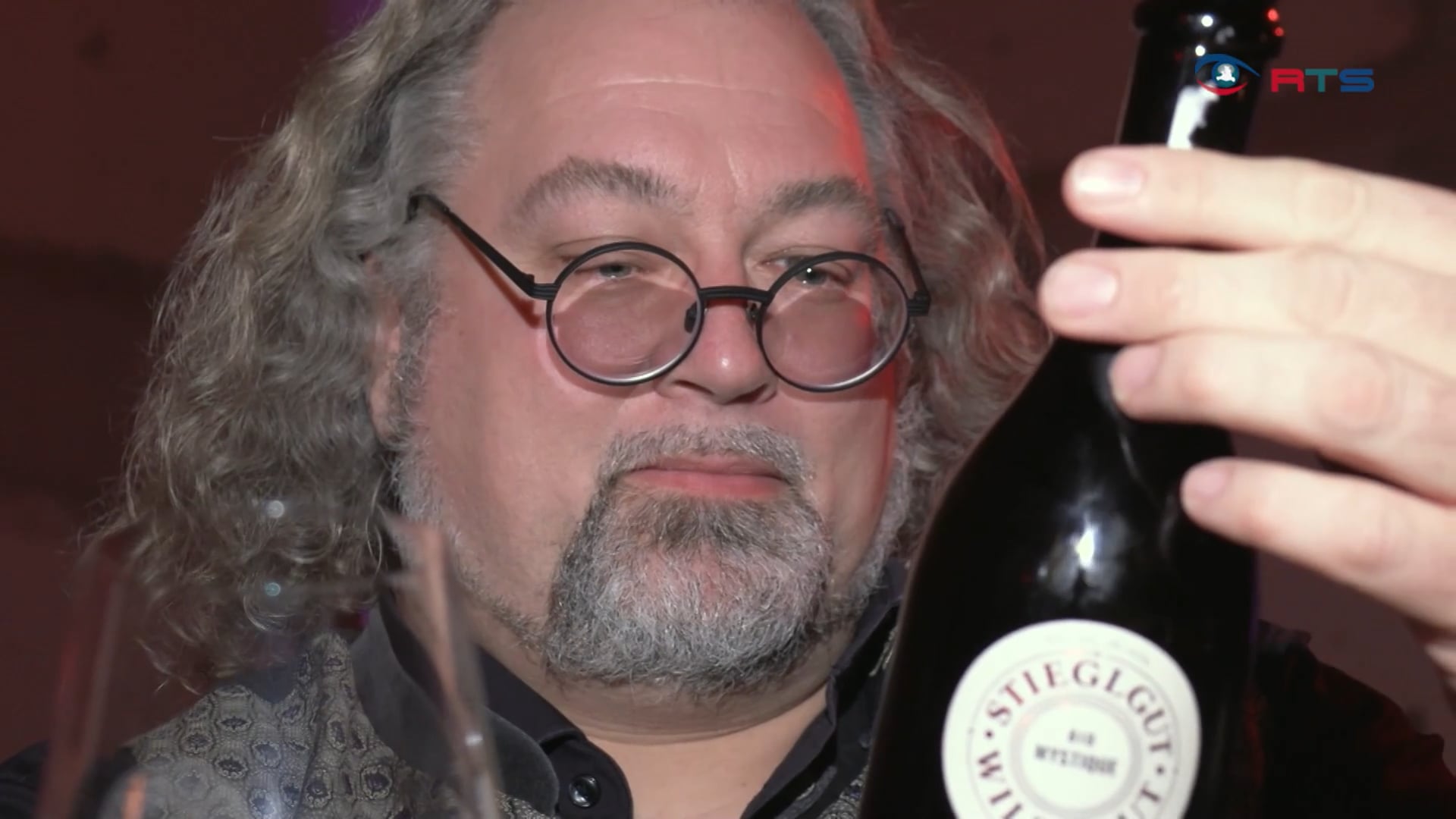 stiegl-praesentiert-bier-neuheit-mit-dem-geschmack-von-beeren-und-rotwein