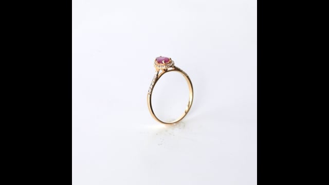 Anel em Ouro Amarelo com Gota de Rubi e Brilhantes