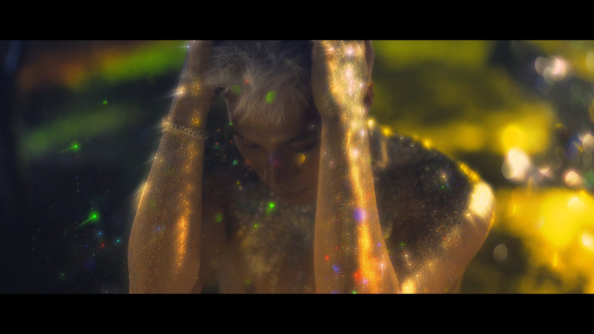 TAEYANG - WAKE ME UP M/V