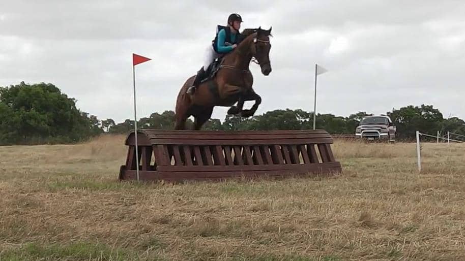 Jordyn Scott riding Wallstreet 119 EvA95 Geelong Horse Trials 2023.mp4