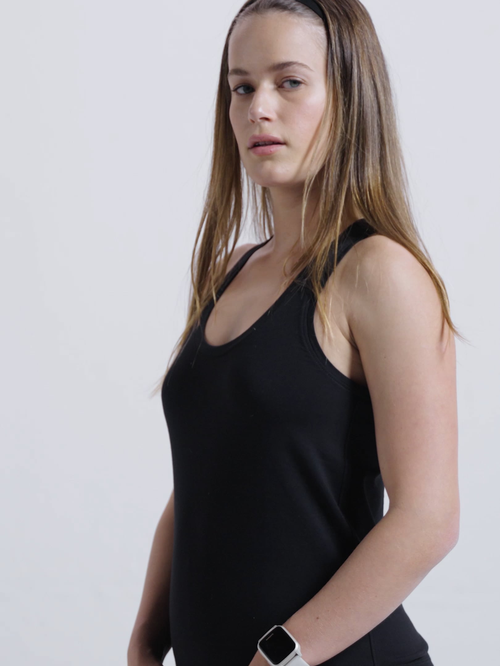 גופייה מכותנת פימה אלסטית עם צווארון עגול