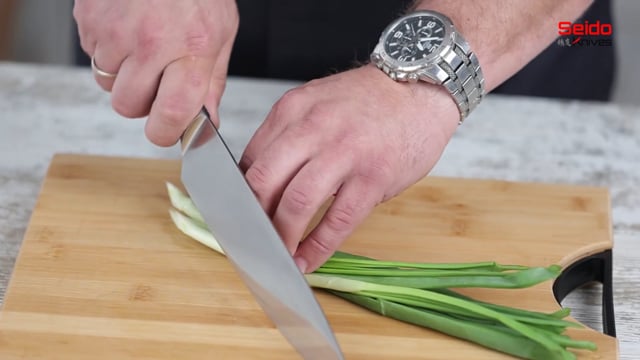Seido Master Chef Knife Set, 8-Piece Kitchen Knife Set, High-Carbon  Stainless Steel Handmade Culinary Knives, Professional Chef Knives, Kitchen  Knives