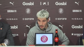 Valery explica la seva renovació en roda de premsa