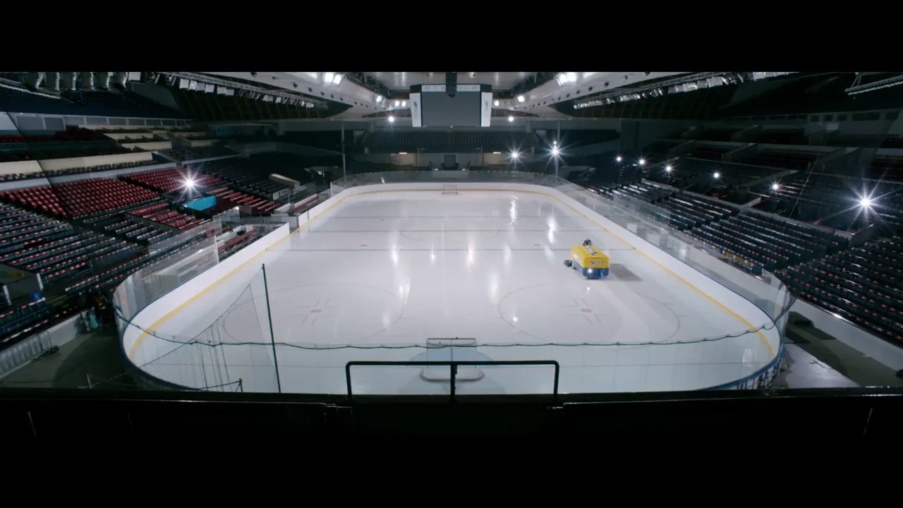 Audi - RS 3 Ice Hockey