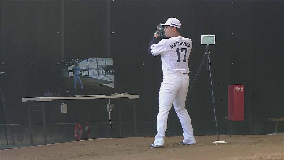 【春季キャンプ】ライオンズ・松本航 フォームを確認しながらブルペンで投げ込み!!  2023年2月16日 埼玉西武ライオンズ