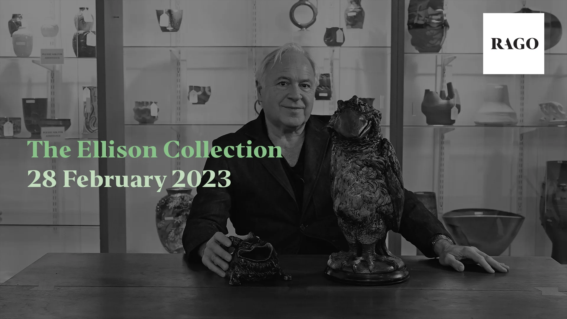 129: MARTIN BROTHERS POTTERY, Tall Wally-bird tobacco jar < The