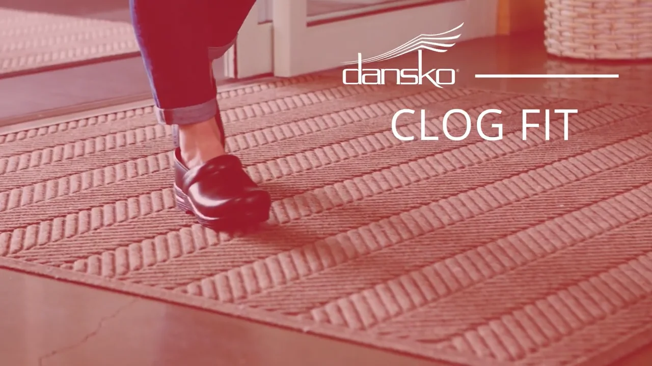 How to Fit Dansko Clogs