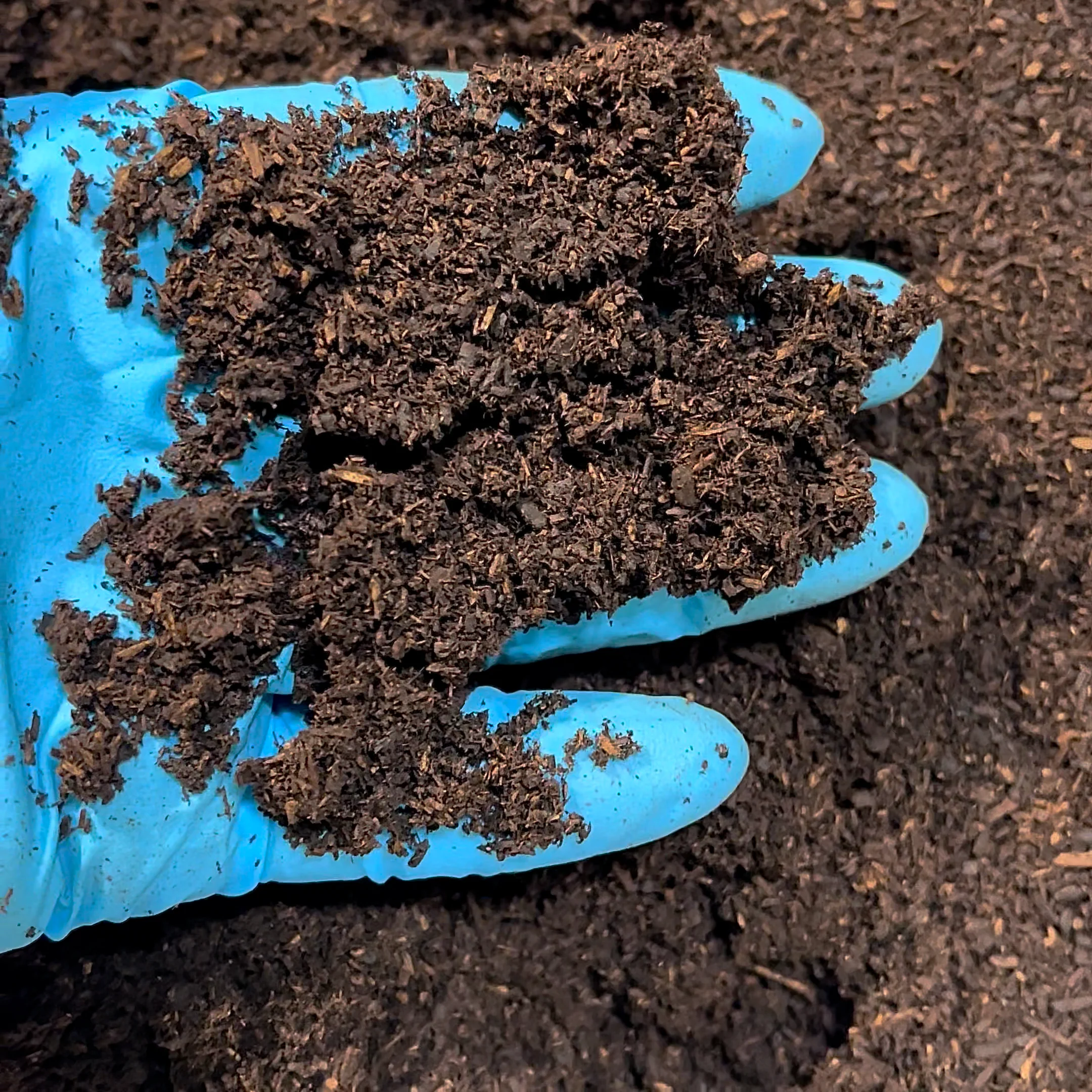 カブトマット 10L 1個 完熟発酵 菌床マット プレミアム 国産・外 カブトマット 10L 1個 完熟発酵 菌床マット プレミアム 国産・外