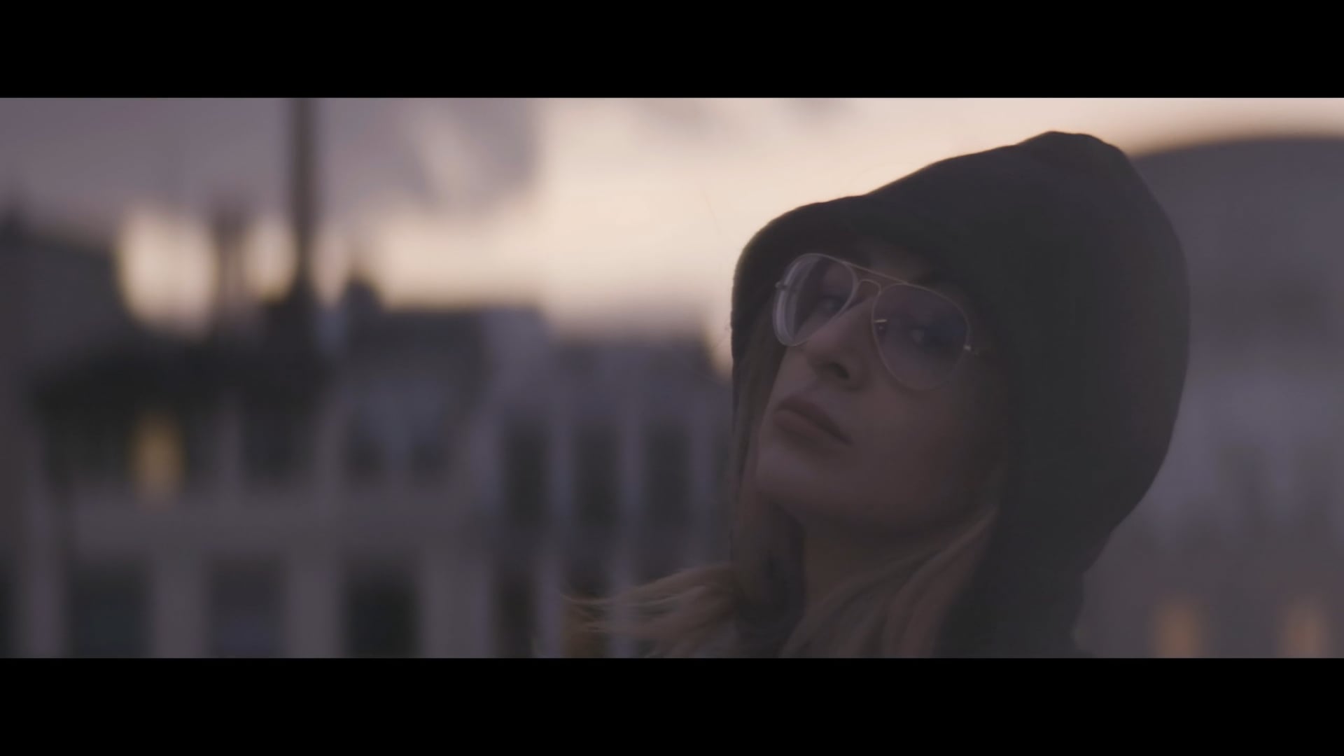 Vanelynn- Anamorphic Lense Test