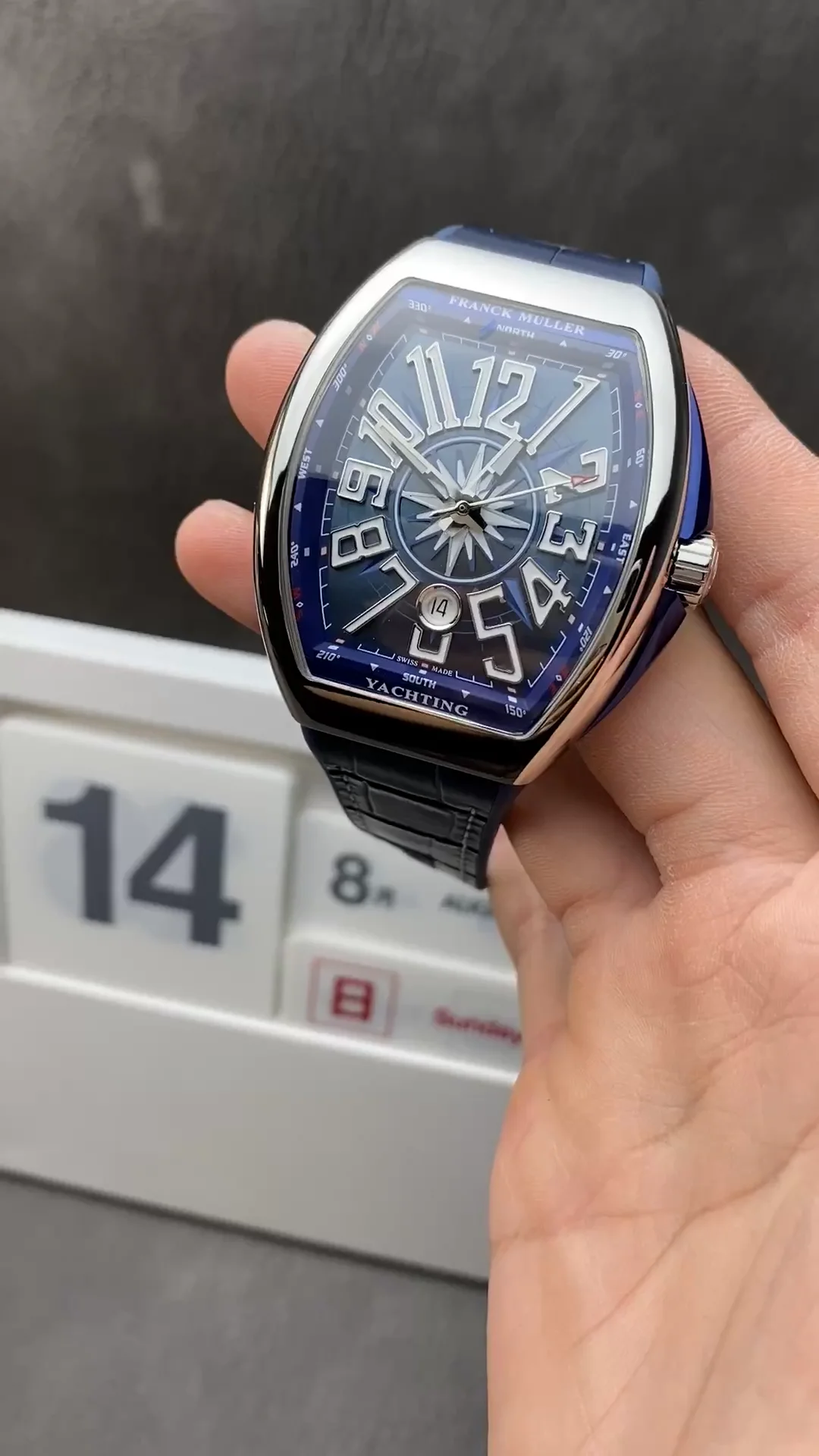 ABF工場 フランクミュラー バンガードV45 ブルー45mm eta2824