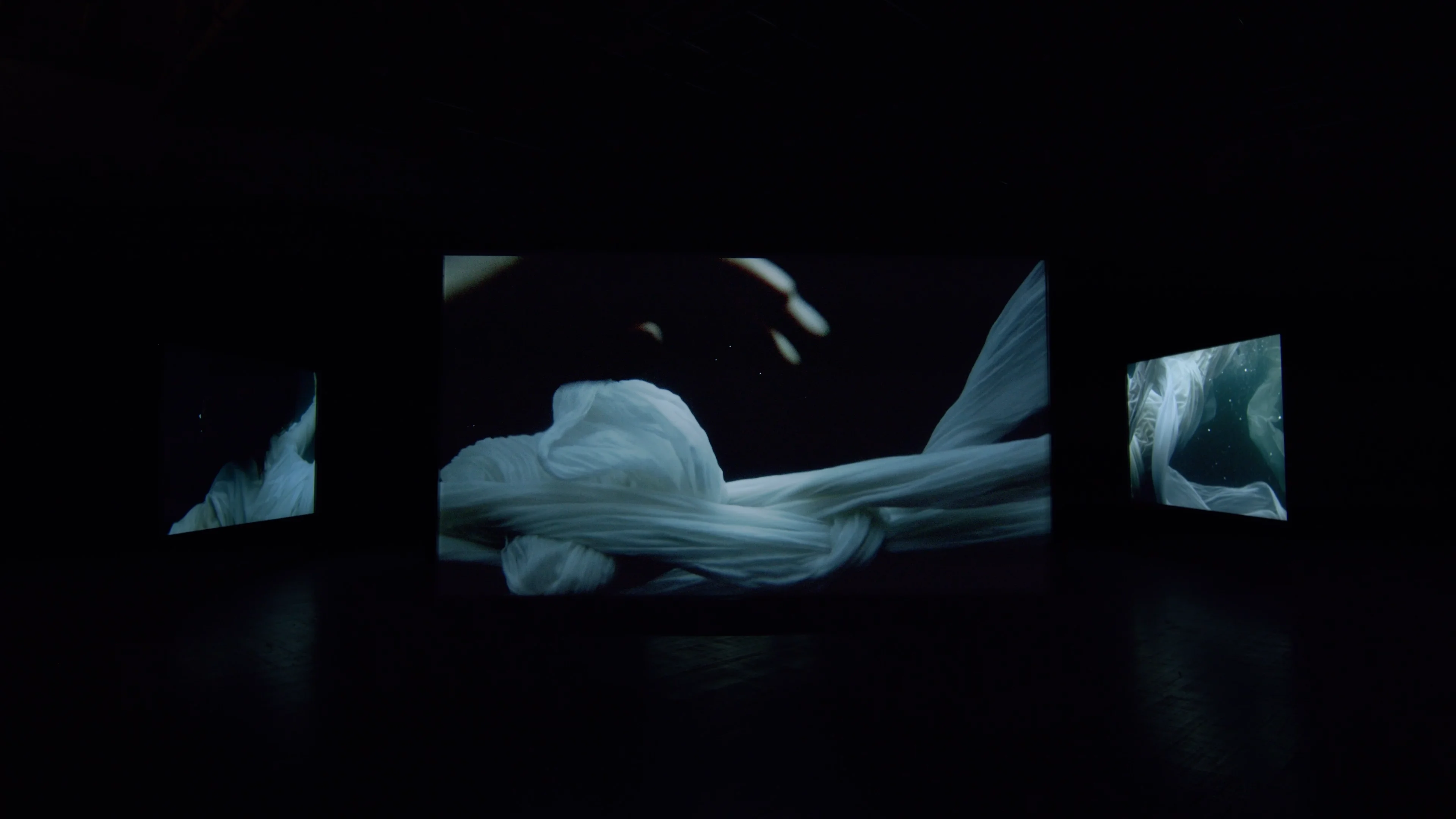 【新品未使用未開封】JYJ/Photo Exhibition Mine またね