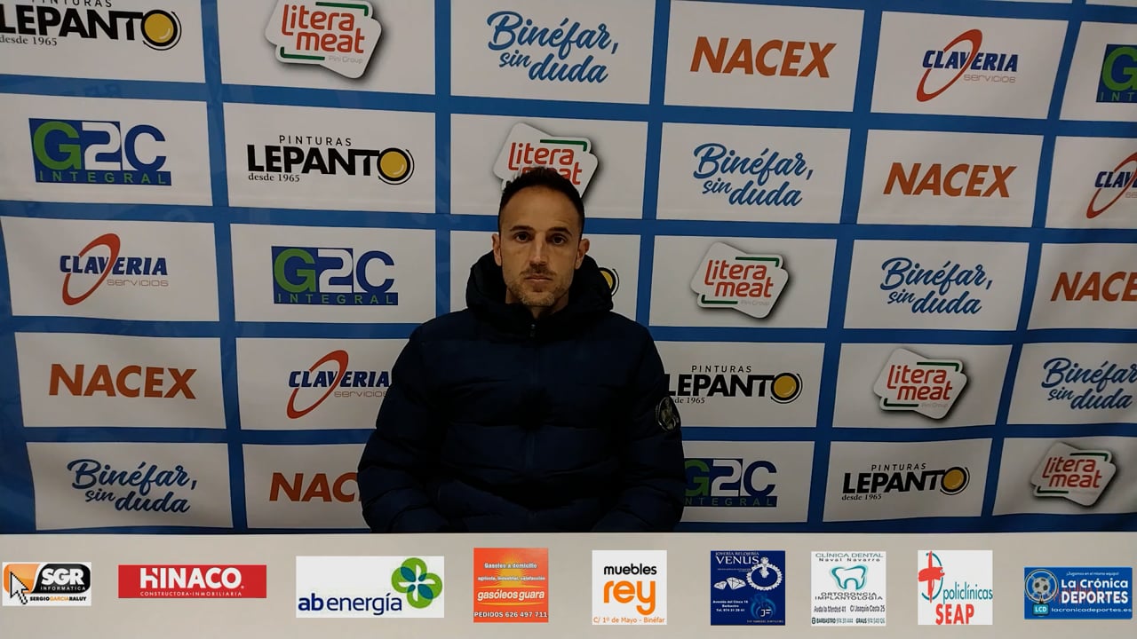 DAVID GIMÉNEZ (Entrenador CD Binéfar) CD Binéfar 0-0 Almudevar / J 22 / 3ª División