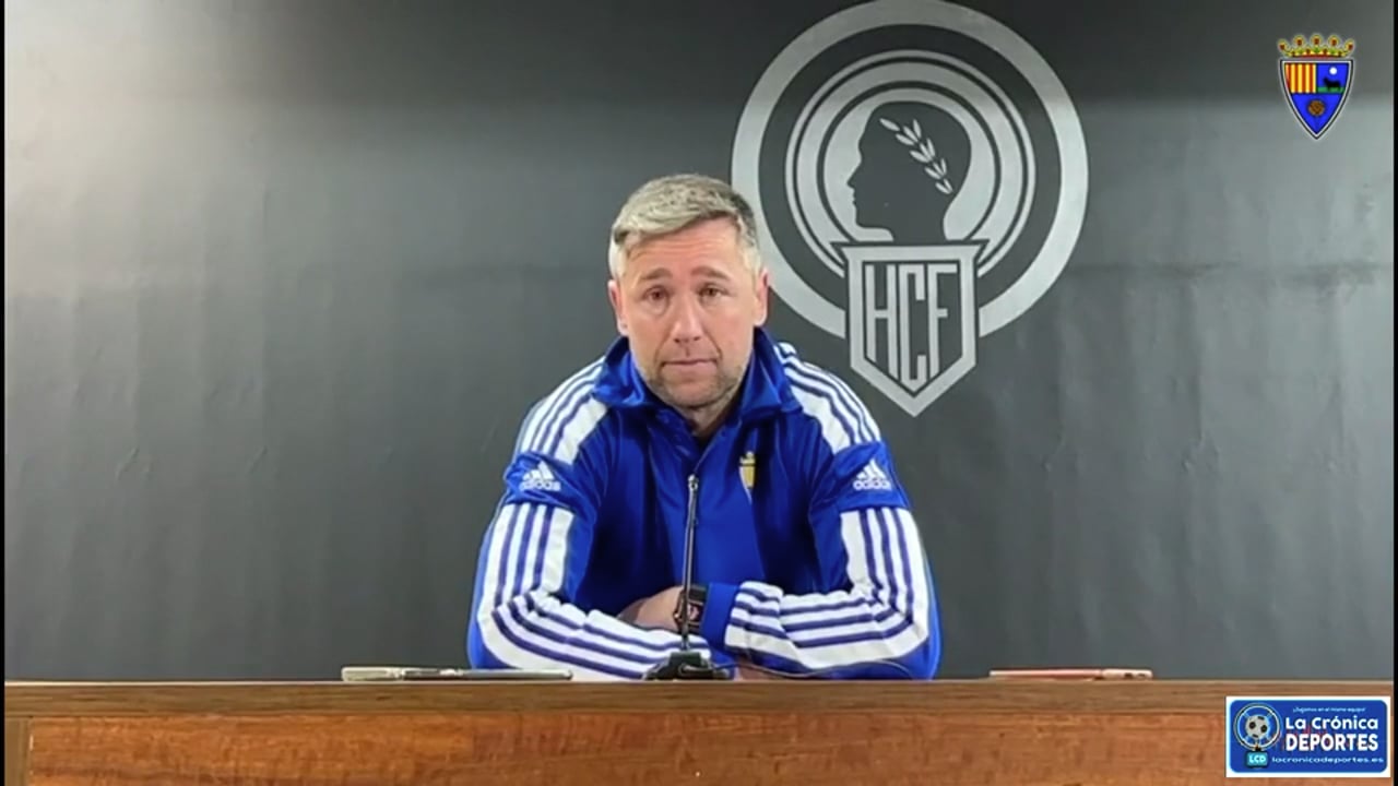 VÍCTOR BRAVO (Entrenador Teruel) Hércules CF 0-2 CD Teruel / Jornada 22 / 2ª RFEF - Grupo 3 / Fuente: CD Teruel 