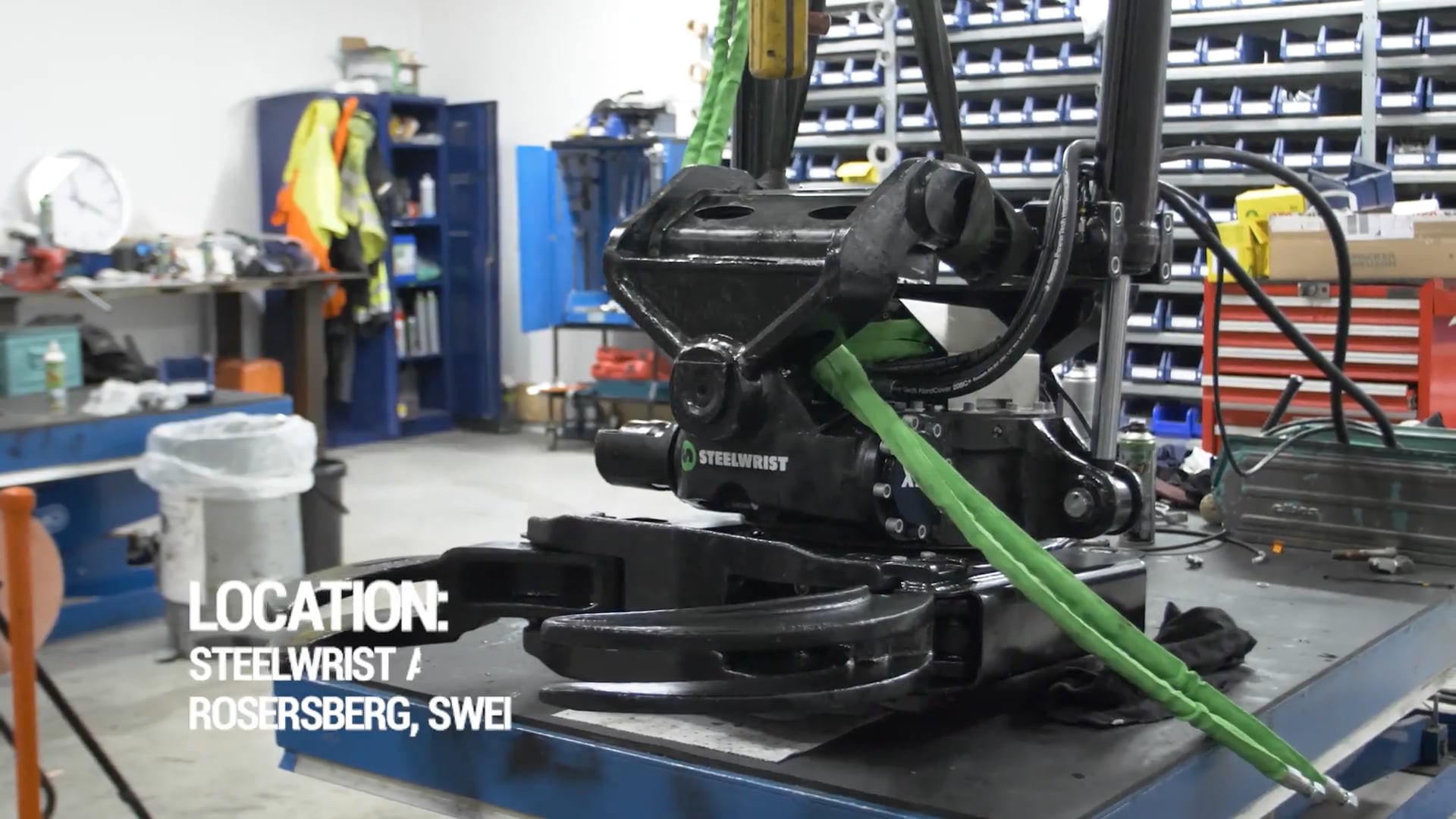 VEIDEC Steelwrist Flex Lube, Multi Lock, White Lube Pro SE on Vimeo