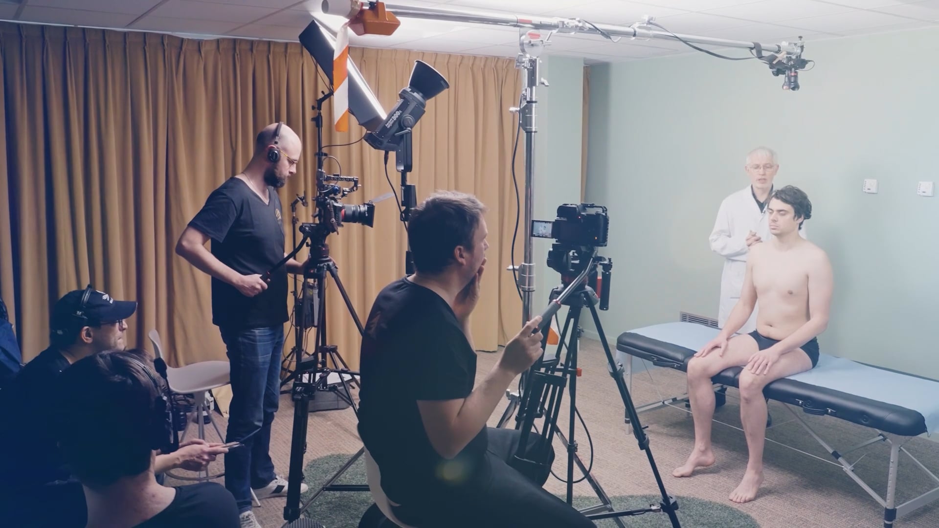 Lilly — Rhumatologie — 250 films de Sémiologie - The Making Of by Shamans Films™
