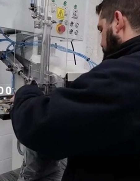 Vídeo: RVB 700 VACIO /GAS