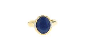 4.50 Carat African Sapphire Ring with Diamond Accents in 14kt Yellow Gold