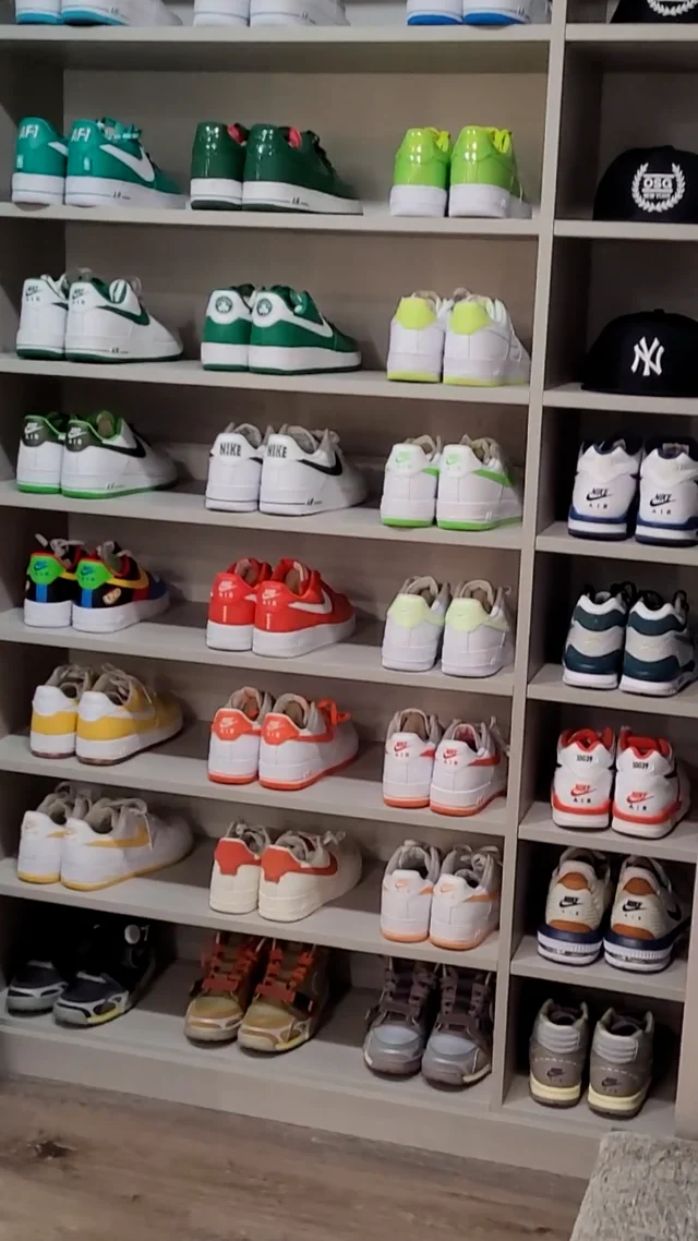 Nike 2025 shoe closet