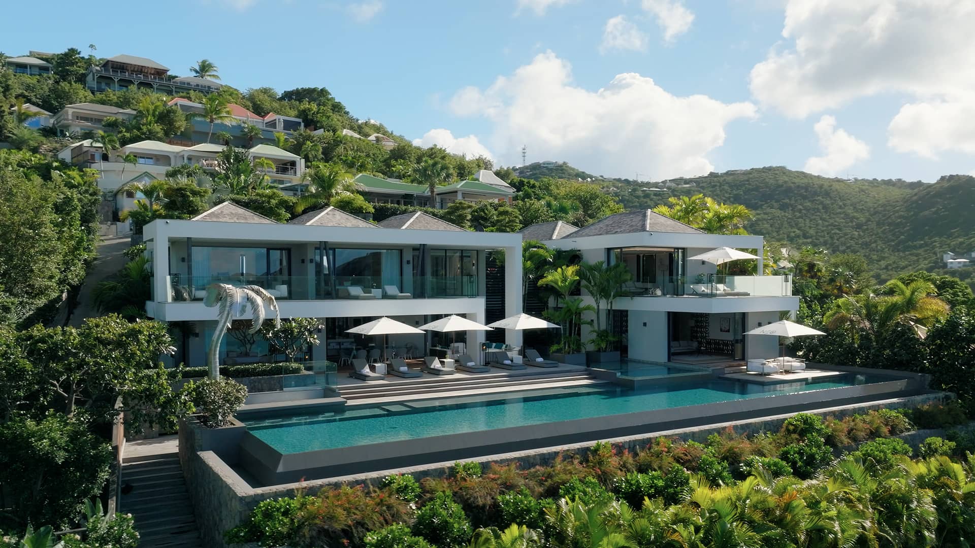 SIBARTH REAL ESTATE STBARTH VILLA NEO TEASER on Vimeo