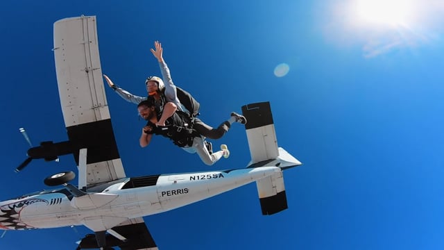 Tandem Skydiving Near Los Angeles & San Diego | Skydive Perris