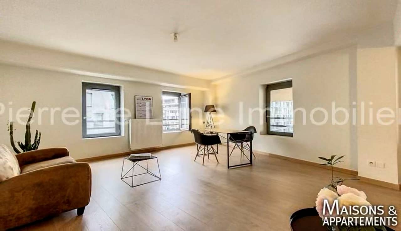 LYON 2ÈME APPARTEMENT A VENDRE 398 000 € 84 m² 3 pièce(s) on Vimeo