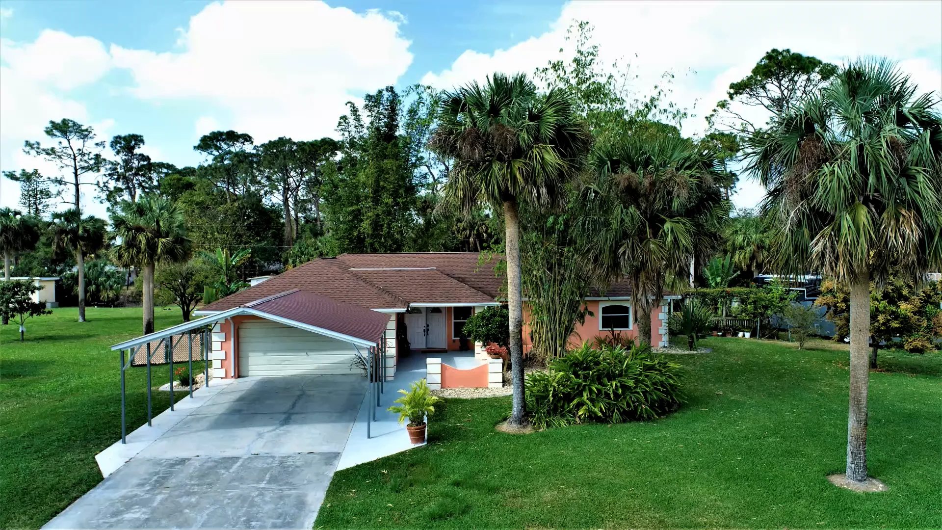 207 MAPLE AVE N LEHIGH ACRES FL 207 MAPLE AVE N LEHIGH ACRES FL on Vimeo