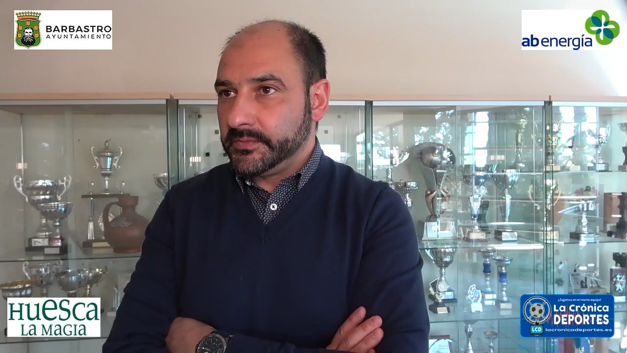 INSTALACIONES DEPORTIVAS / FERNANDO TORRES (Alcalde de Barbastro) "EL martes estaré en la asamblea de la UD Barbastro para dar explicaciones" "Las instalaciones municipales es lo que más me ha quitado el sueño" 