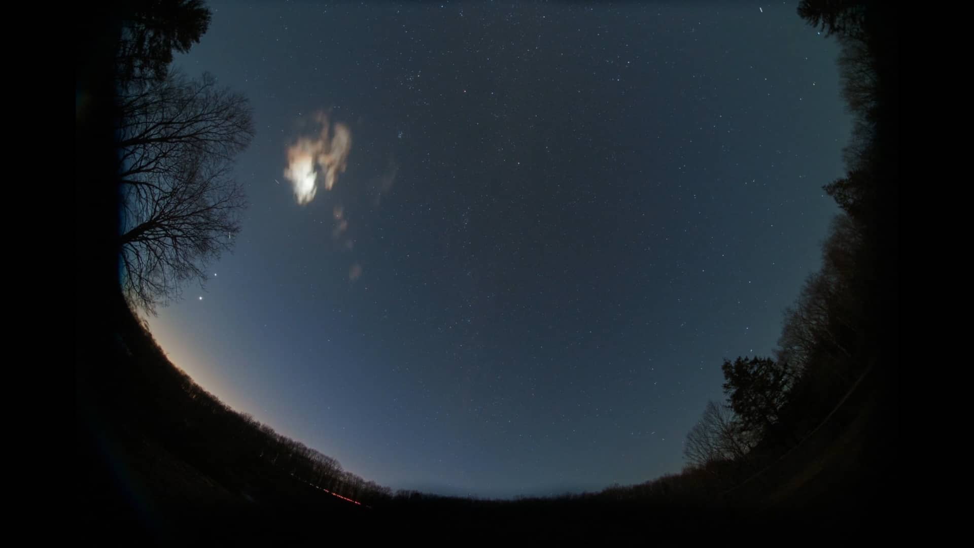 Venus-Jupiter pre-conjunction wide angle view. on Vimeo