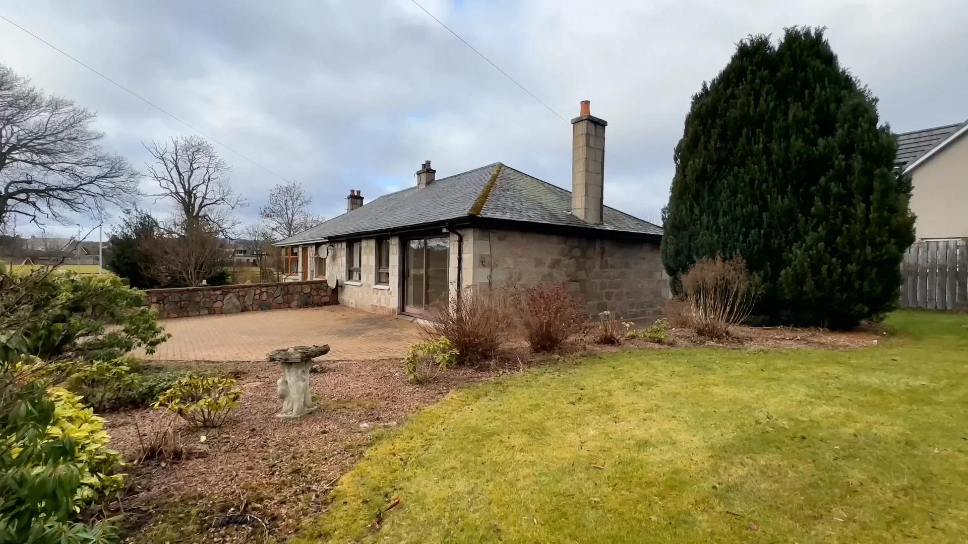 2 Cromar Gardens (MLS 1080p Unbranded).mp4 on Vimeo