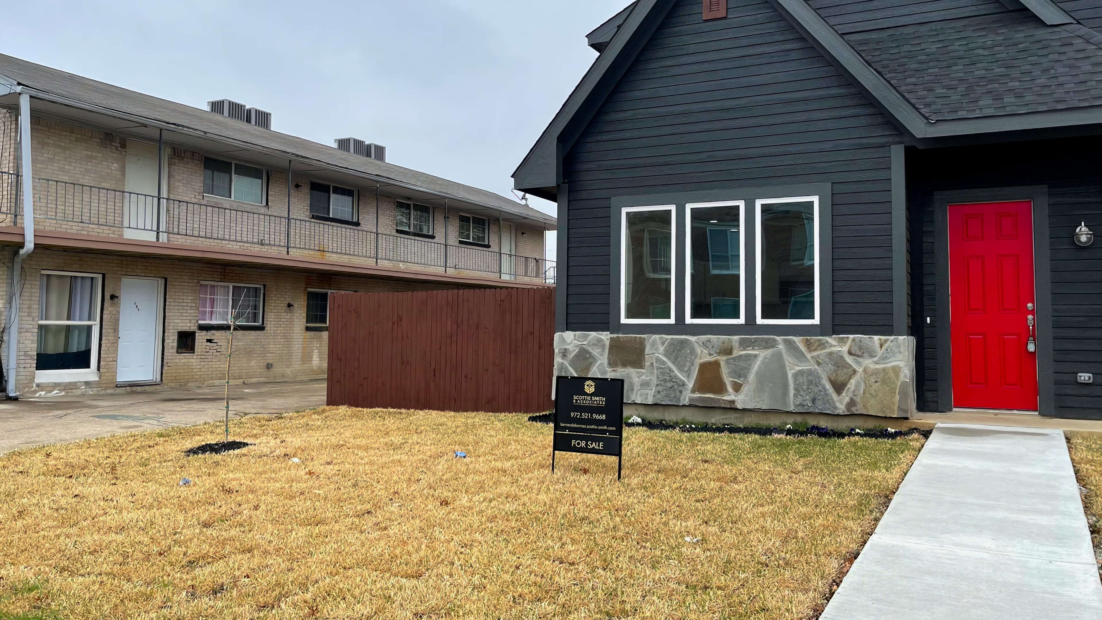 4209 Metropolitan Avenue on Vimeo