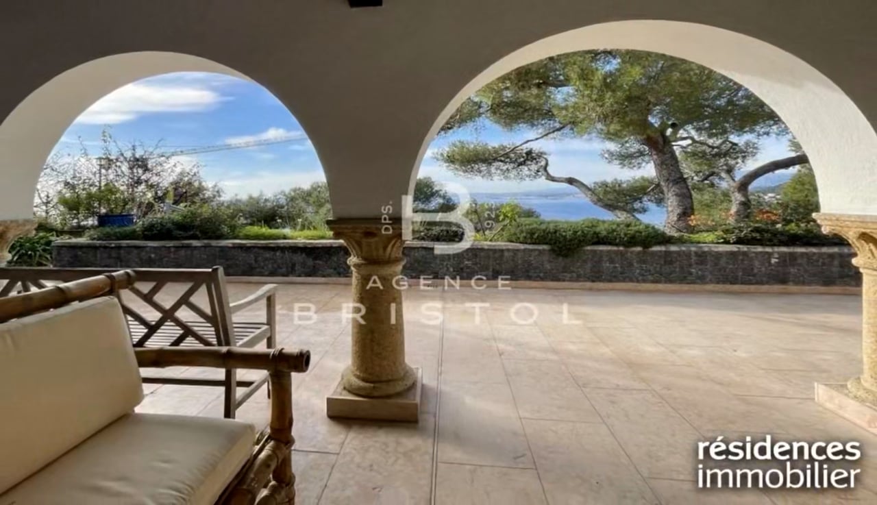 SAINTJEANCAPFERRAT MAISON A VENDRE 18 000 000 € 420 m² on Vimeo