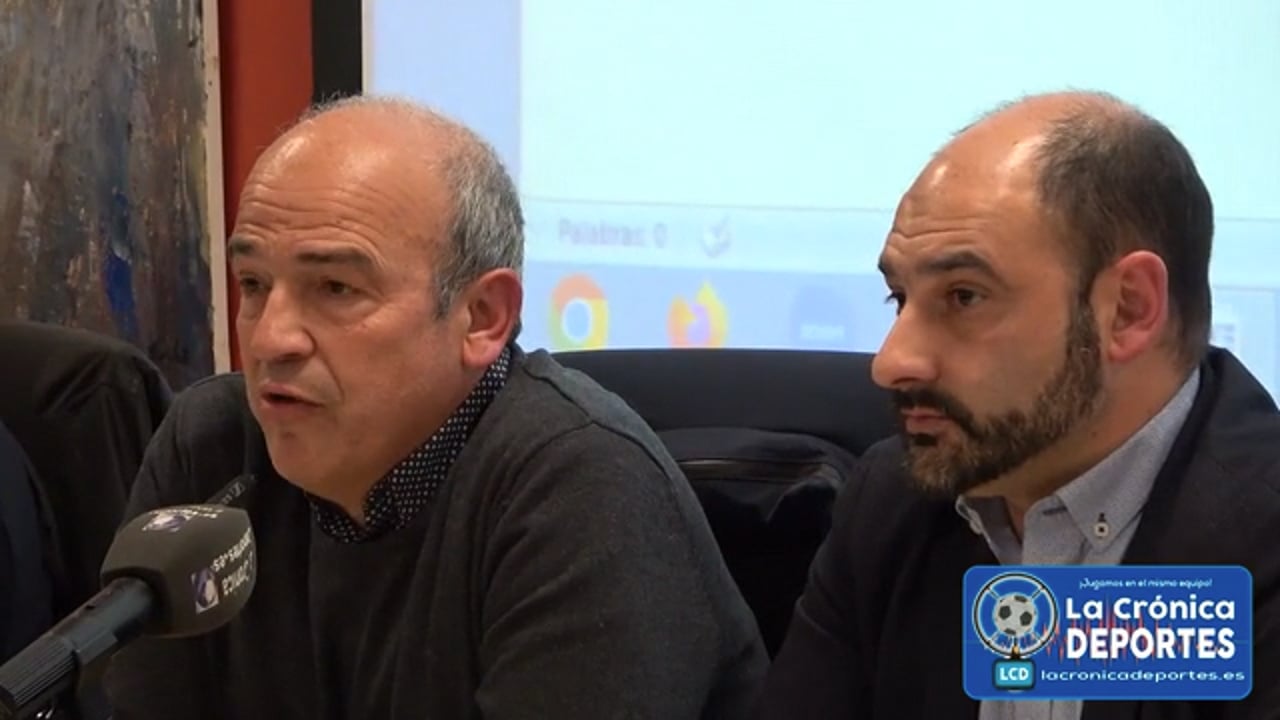 ASAMBLEA GENERAL EXTRAORDINARIA DE SOCIOS DE LA UD BARBASTRO / RAFA TORRES (Presidente UD Barbastro) Analiza el presente y el futuro del equipo / FERNANDO TORRES (Alcalde de Barbastro) Da explicaciones del mal estado de las instalaciones