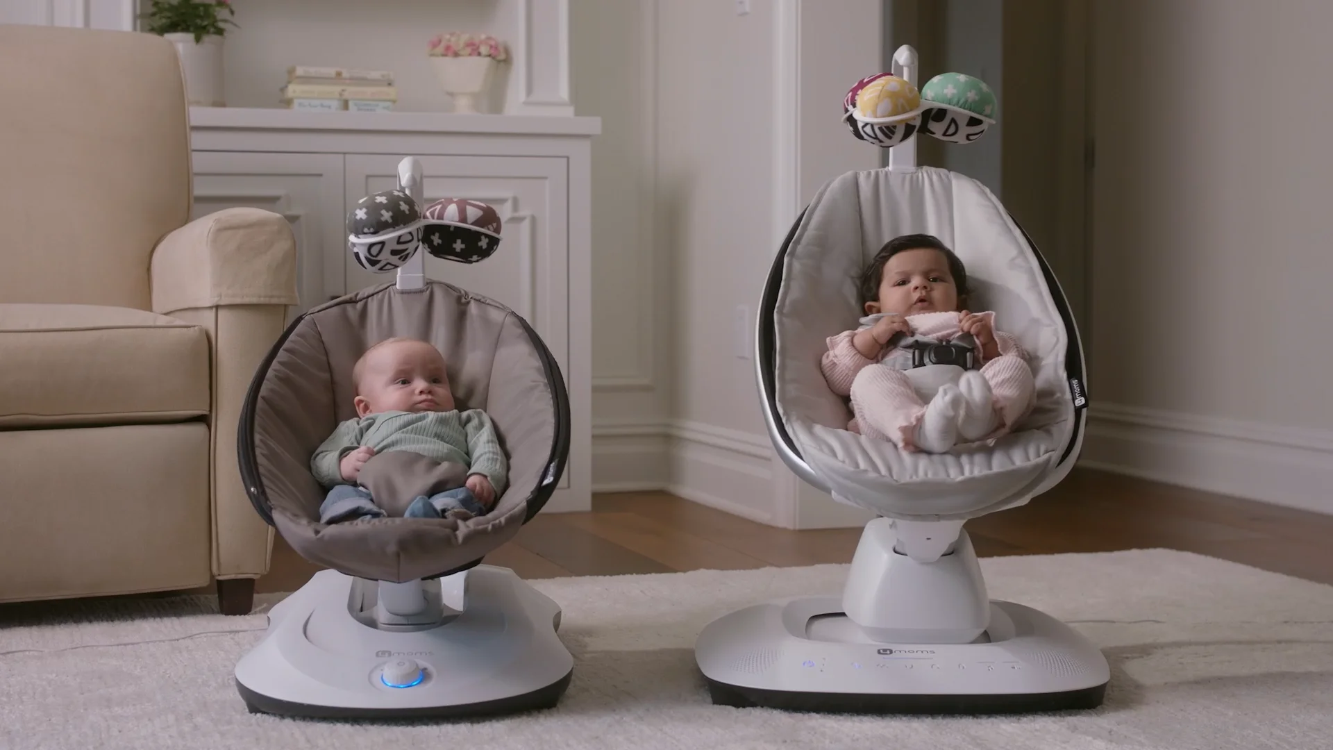 MamaRoo vs. RockaRoo Motion Comparison