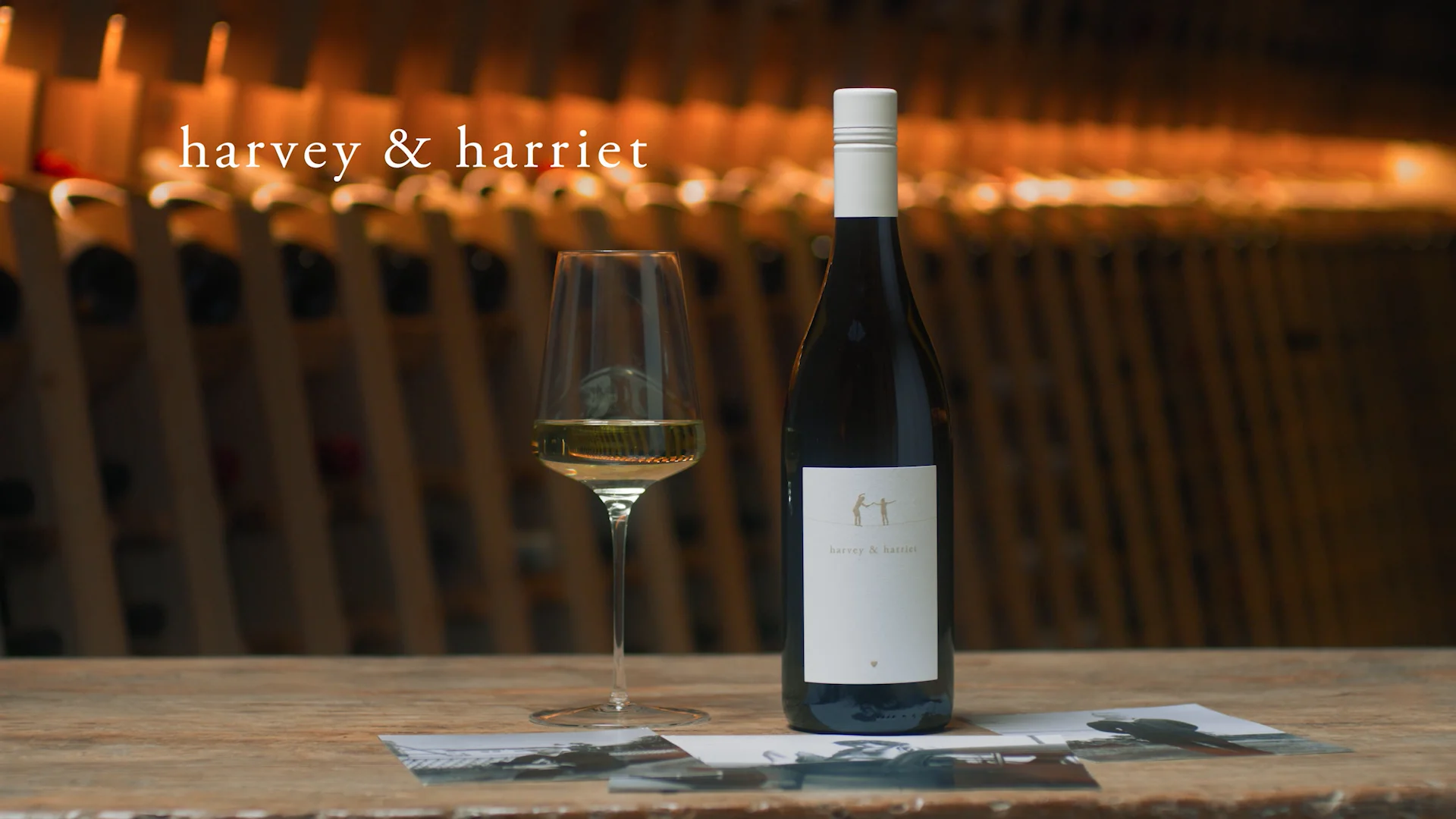 White Blend Wine | Harvey & Harriet