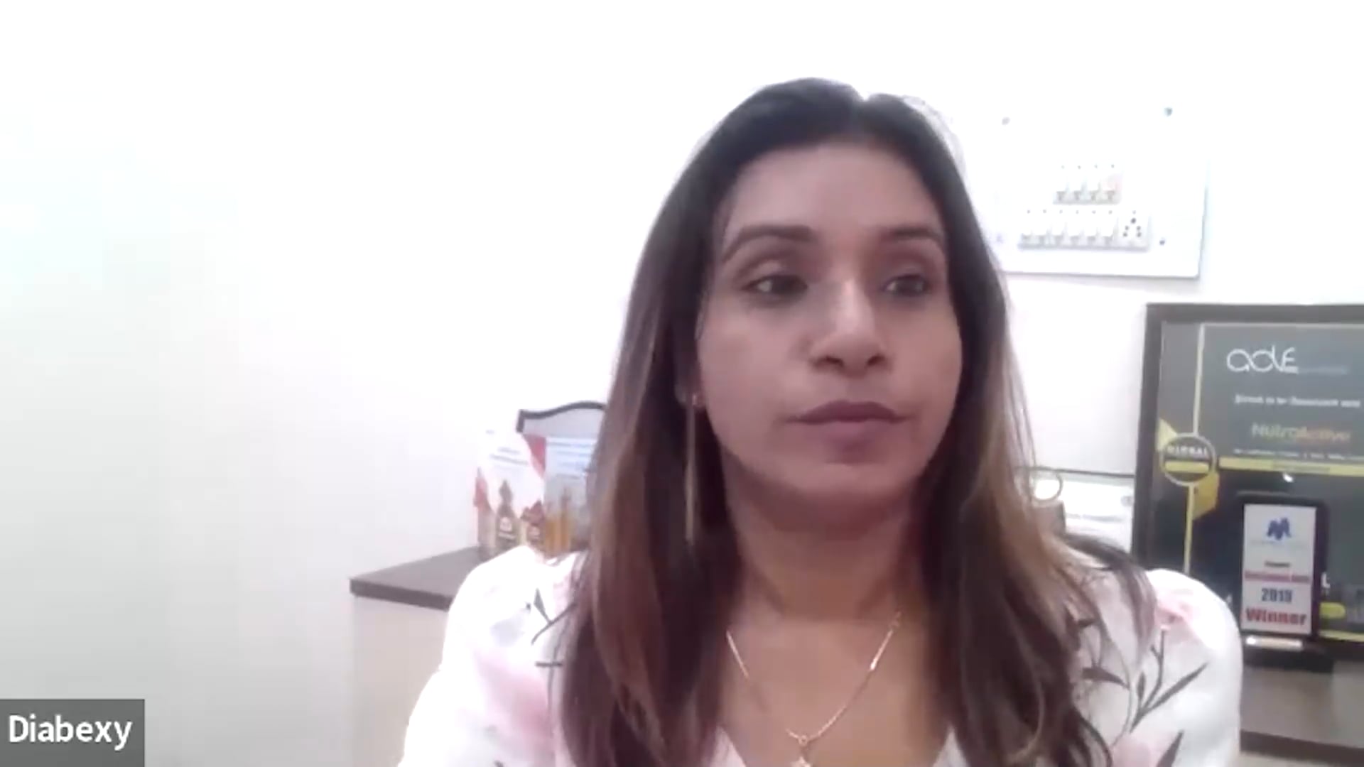 rvz-3-sep-2022-reading-nutritional-label-on-food-products