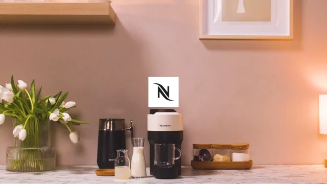 Krups nespresso yy4889fd vertuo pop blanche machine a café capsules,  cafetiere compacte, 4 tailles de tasses, expresso, bluet… KRUYY4889FD -  Conforama