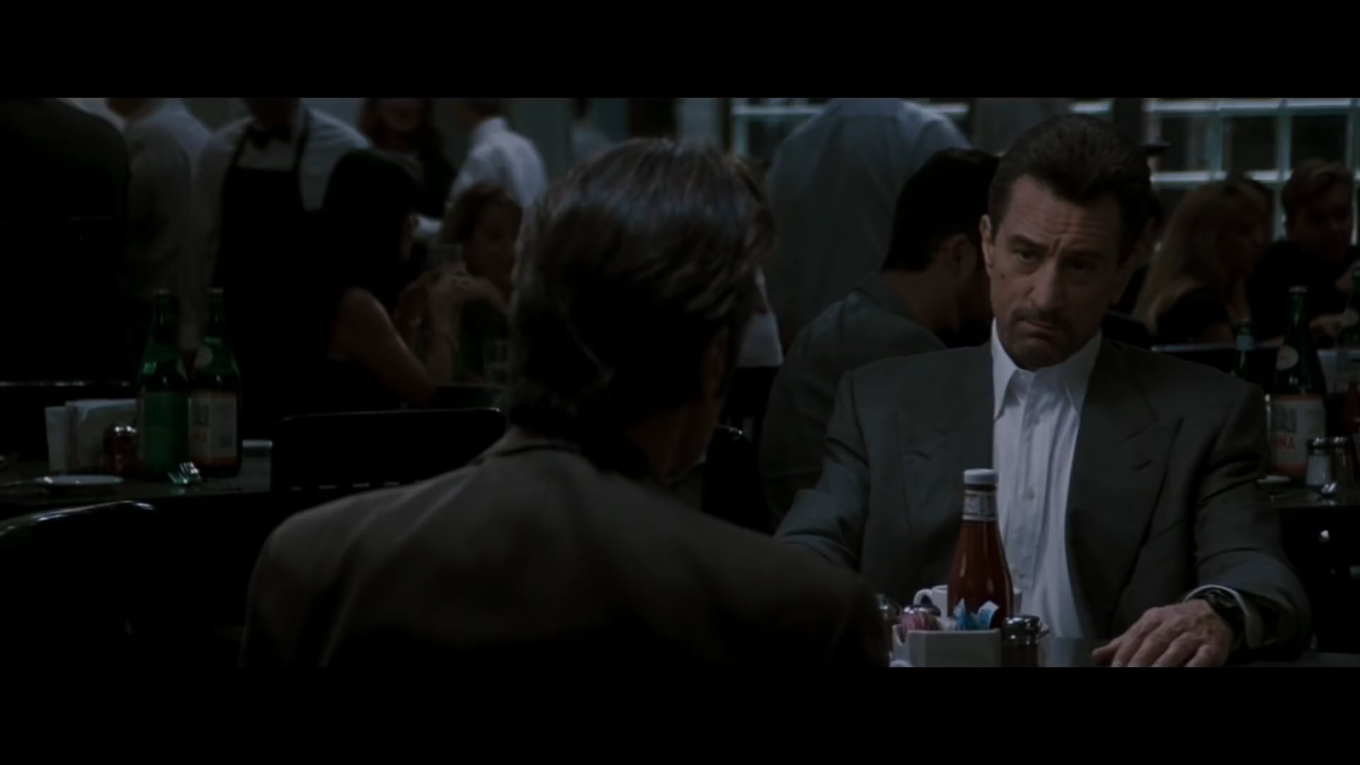 Heat Restaurant scene Deniro, Pacino | Videos & Movies on Vimeo