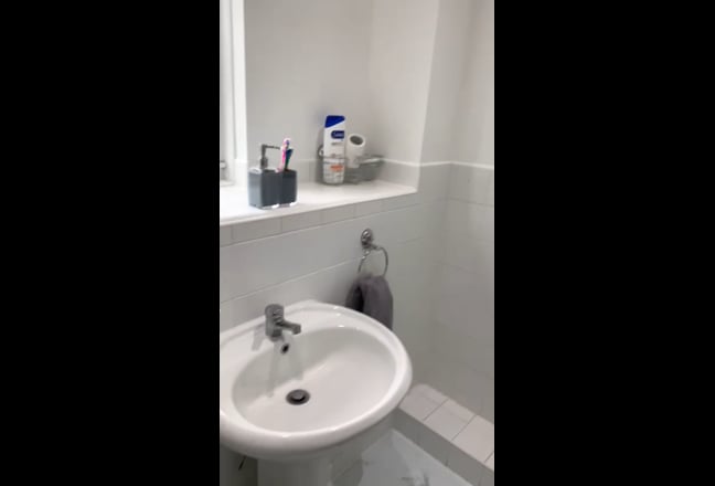 Spacious 1 Bed Flat In Holland Park Main Photo