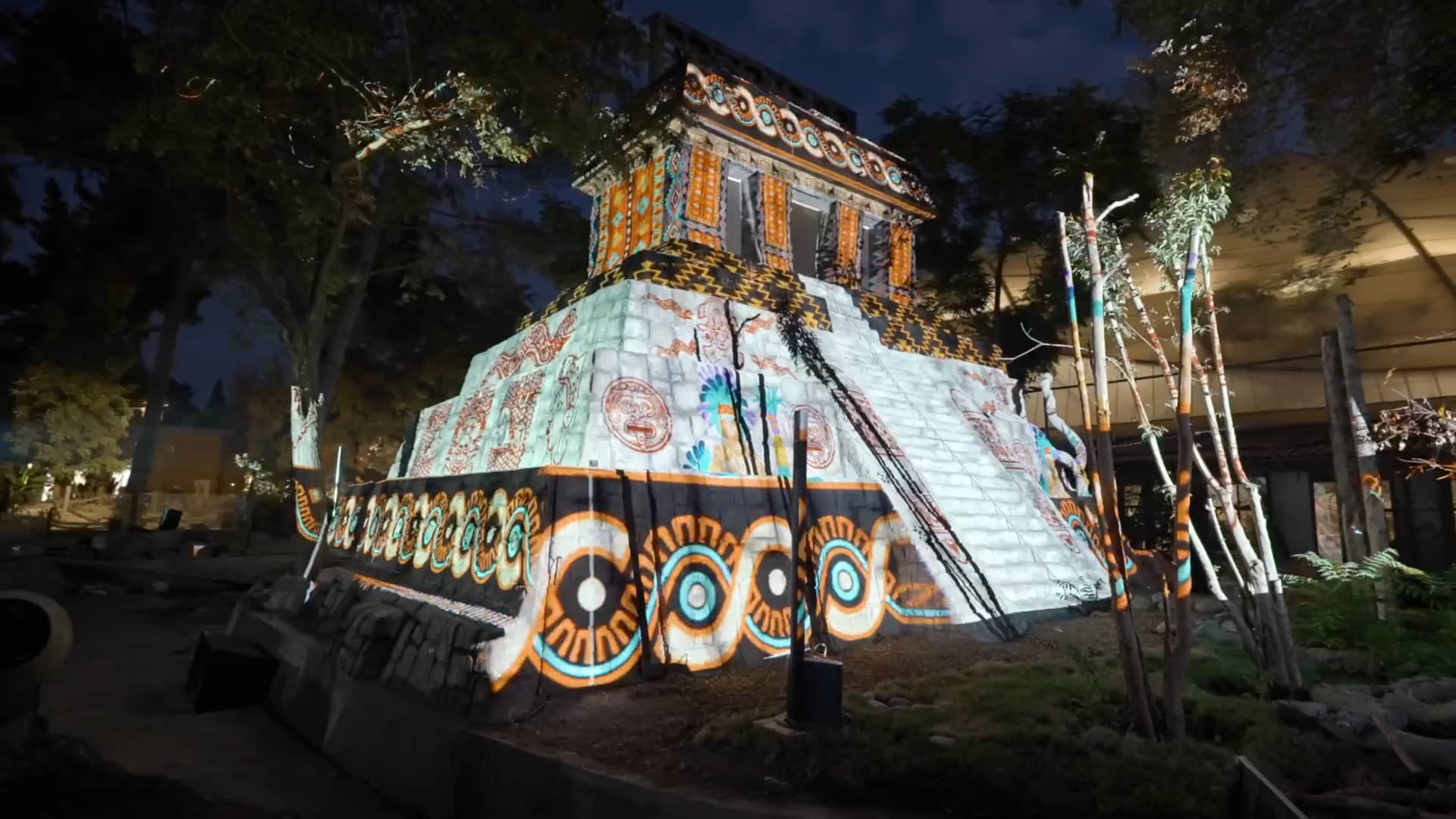 BUIN ZOO PROJECTION MAPPING on Vimeo