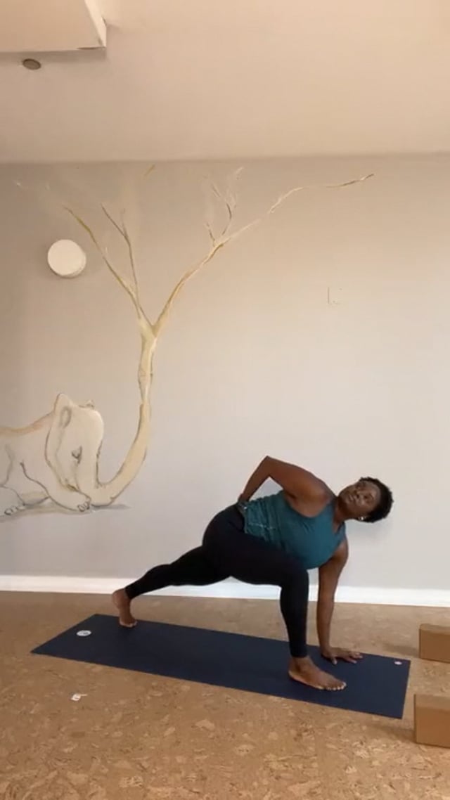 Flow Meditation with Linda- Free Yoga Videos & Classes