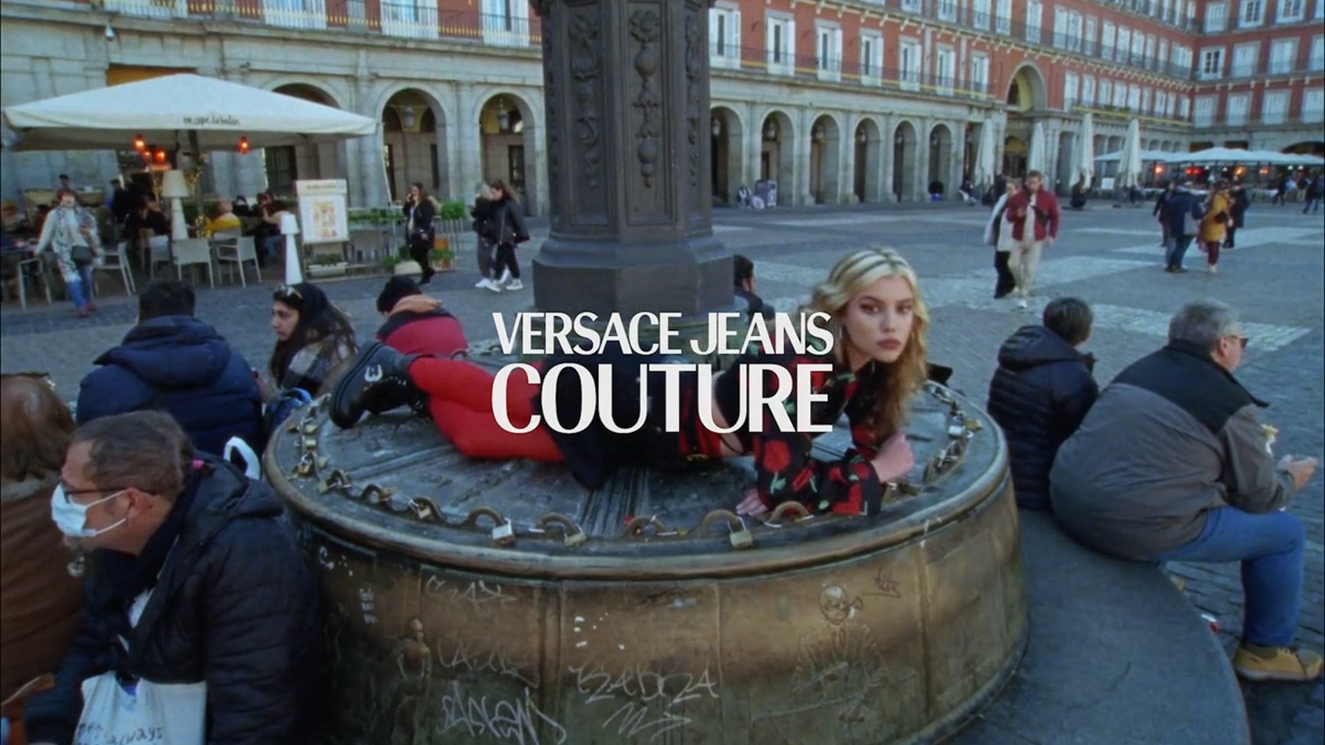 Y2K NEVER DIES / VERSACE JEANS COUTURE